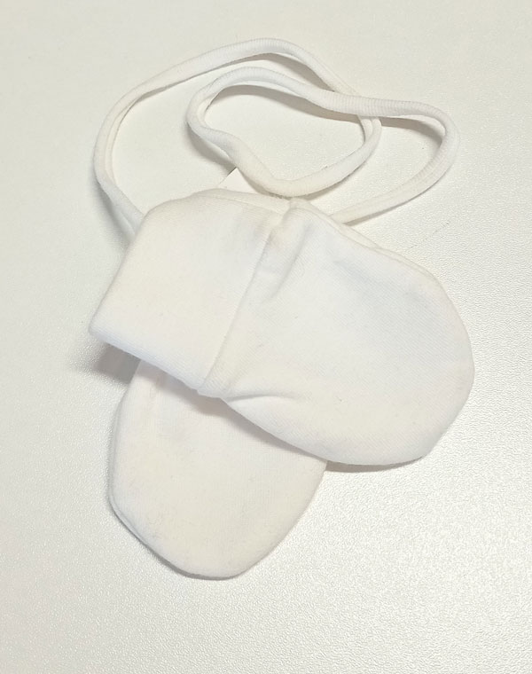 rukavice kojenecké bavlněné bílé 0200.1