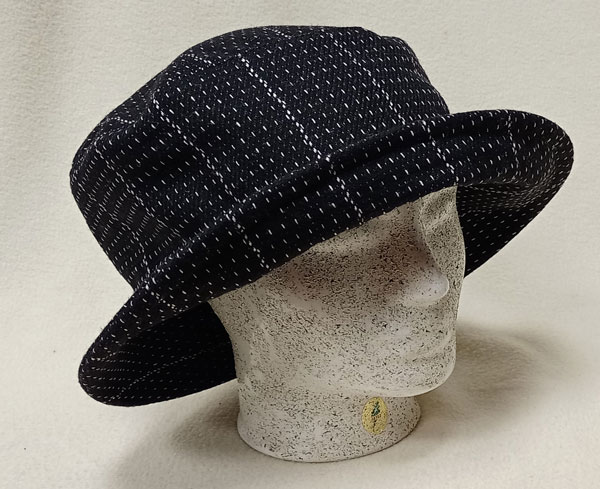 klobouk dámský vycházkový černý  61100