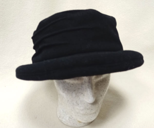 klobouk dámský vycházkový černý KD 590